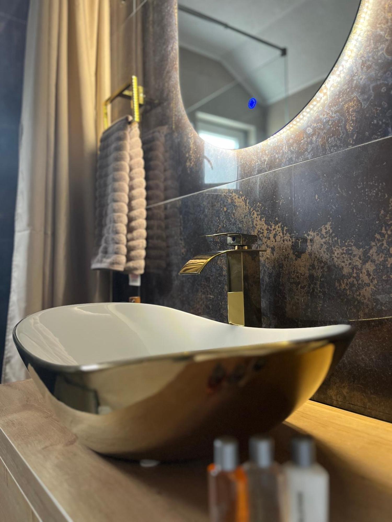 Guest House Eden Bihac Ngoại thất bức ảnh